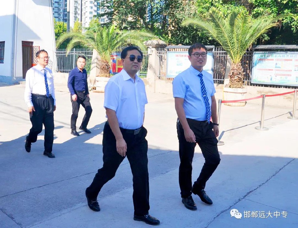 市政協副主席謝繼炯到我校調研指導工作